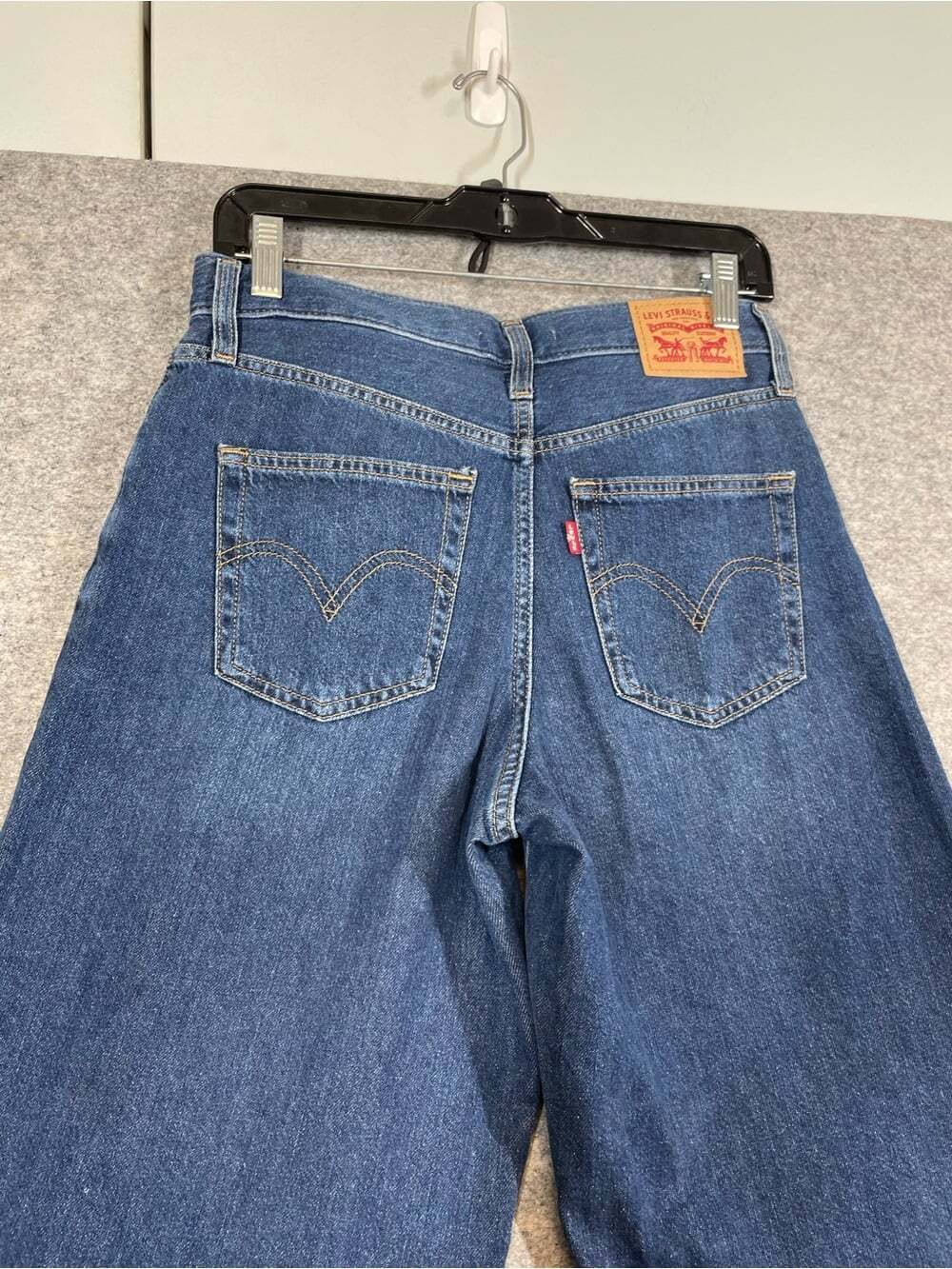 Levi’s Middy Wide Leg Sz 26 Wash Jeans High Rise Denim Y2K Comfy Casual Chic - Picture 12 of 15